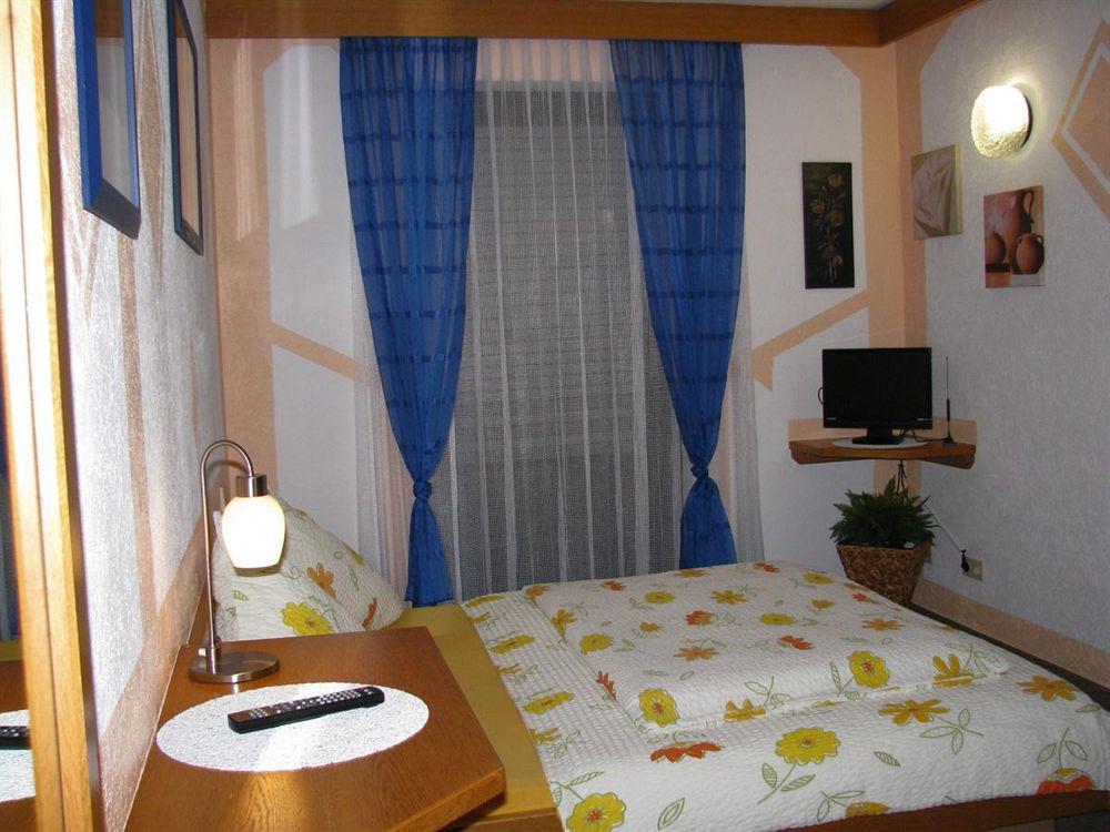 Hotel Erzhausener Hof Εξωτερικό φωτογραφία